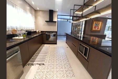 3_photo/94cfaab9b5.dda3a78fb47de289-ATLAS-0cbfc5ff-3d66-46b7-ae14-8ff9dcbce838.jpg de casa de condomínio à venda com 4 quartos, 360m² em Horizontal Park, Cotia