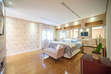 9_photo/94cfaab9c7.4b1992a7ab35c141-ATLAS-5011f9d6-5b3a-4d15-9331-5bdde65ecf6e.jpg de casa de condomínio à venda com 4 quartos, 491m² em Jardim Barbacena, Cotia