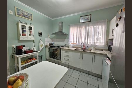 16_photo/94cfaaba09.42fc04046762a4be-ATLAS-920d371a-24e9-4ff2-a314-9bef2949334c.jpg de casa à venda com 3 quartos, 219m² em Jardim Barbacena, Cotia