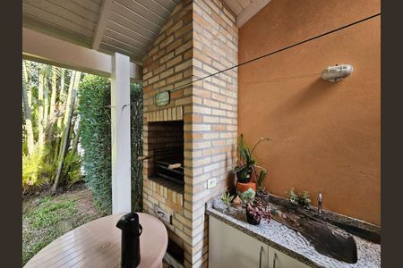 25_photo/94cfaaba09.42fc04046762a4be-ATLAS-a81ad3b0-59e9-44a6-9fdf-496ceae55b9c.jpg de casa à venda com 3 quartos, 219m² em Jardim Barbacena, Cotia