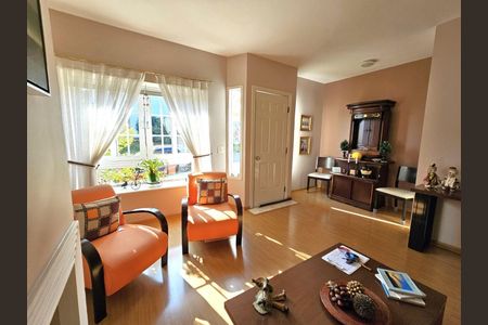 5_photo/94cfaaba09.42fc04046762a4be-ATLAS-b3820448-4f2c-40cb-98d8-bbf68f611e96.jpg de casa à venda com 3 quartos, 219m² em Jardim Barbacena, Cotia