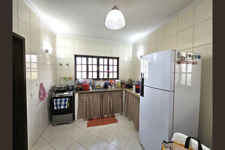 3_photo/94cfaaba3b.1362ecc7aacc93b7-ATLAS-cf9f9878-e865-40c6-a33f-a5334f8f822c.jpg de casa à venda com 4 quartos, 248m² em Lageadinho, Cotia