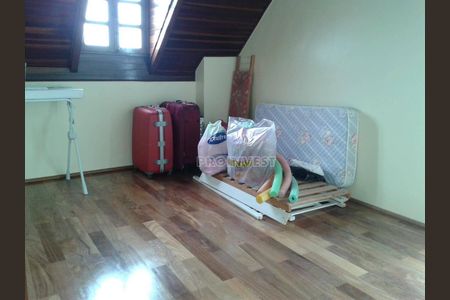 7_photo/94cfaaba59.de1539f27b8bccfe-ATLAS-2ab976dc-63c2-4b9d-af4d-8f39243b62e2.jpg de casa para alugar com 4 quartos, 192m² em Granja Viana, Cotia