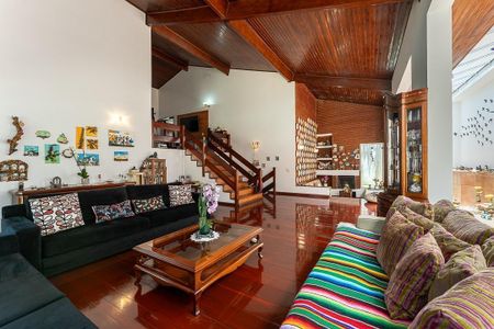 4_photo/94cfaaba63.7e0f2f275a6b5d22-ATLAS-d1a250d0-374e-442a-88b1-6977fc85d283.jpg de casa à venda com 6 quartos, 708m² em Granja Viana, Cotia