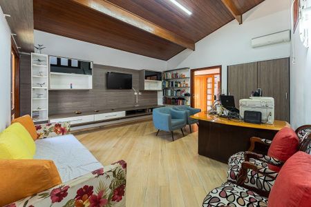 47_photo/94cfaaba63.7e0f2f275a6b5d22-ATLAS-fdc1d94a-7adf-4a05-a54c-385da1738e7f.jpg de casa à venda com 6 quartos, 708m² em Granja Viana, Cotia