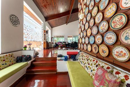 37_photo/94cfaaba63.7e0f2f275a6b5d22-ATLAS-ffba6d7f-09ec-4707-bc6d-70ec5b724dd9.jpg de casa à venda com 6 quartos, 708m² em Granja Viana, Cotia