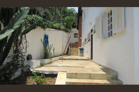 3_photo/94cfaaba63.f90d1e514ded60bc-ATLAS-711e3e86-732d-43e8-8eab-b78f3087b63b.jpg de casa à venda com 6 quartos, 708m² em Granja Viana, Cotia