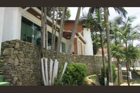 5_photo/94cfaaba63.f90d1e514ded60bc-ATLAS-bf4d89f7-9735-439e-9ead-eb6cbd30e8fd.jpg de casa à venda com 6 quartos, 708m² em Granja Viana, Cotia