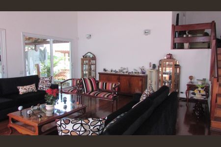 3_photo/94cfaaba63.f90d1e514ded60bc-ATLAS-dcd14f7d-9e2e-4fab-9f37-d43ba0b11140.jpg de casa à venda com 6 quartos, 708m² em Granja Viana, Cotia