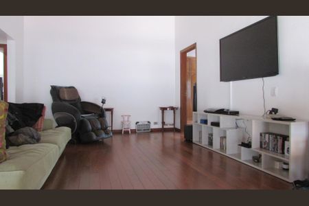 4_photo/94cfaaba63.f90d1e514ded60bc-ATLAS-e0686a81-8833-4a39-9e49-957736f2a8c7.jpg de casa à venda com 6 quartos, 708m² em Granja Viana, Cotia