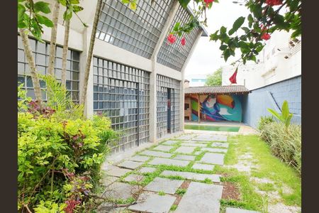 8_photo/94cfaaba67.8a3b691a8180766f-ATLAS-b5de4cc0-3842-4a8b-9a1d-ee4490927ef7.jpg de casa para alugar com 4 quartos, 397m² em Granja Viana, Cotia