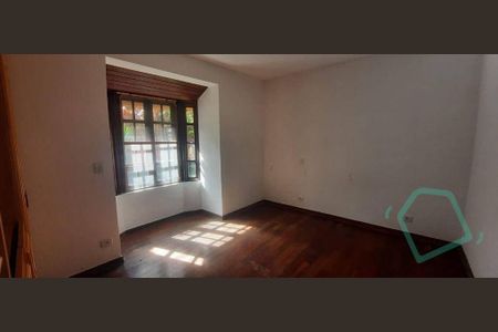 4_photo/94cfaabaf7.37b212974105d56c-ATLAS-981b7a67-ee53-48ca-b9df-3adfcb9f3b37.jpg de casa para alugar com 3 quartos, 500m² em Granja Viana, Cotia