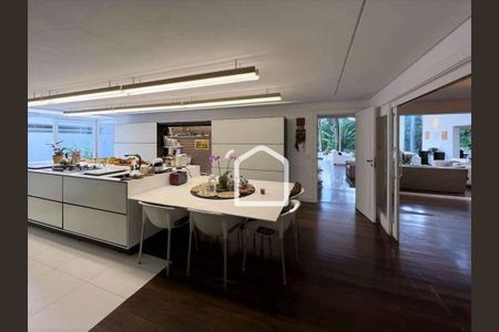 5_photo/94cfaabc61.2f15d505e37c7ac5-ATLAS-2558e4af-aa31-4347-abc1-aec01fe5ad41.jpg de casa à venda com 5 quartos, 1190m² em Vila Santo Antônio, Cotia