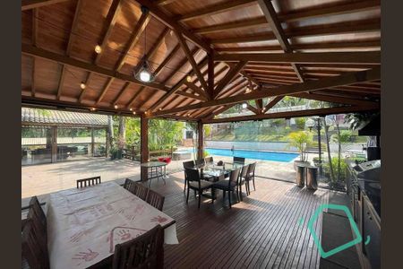 8_photo/94cfaabc61.2f15d505e37c7ac5-ATLAS-27e6e1ce-bd8e-40a0-9dc9-2863bb735471.jpg de casa à venda com 4 quartos, 850m² em Vila Santo Antônio, Cotia