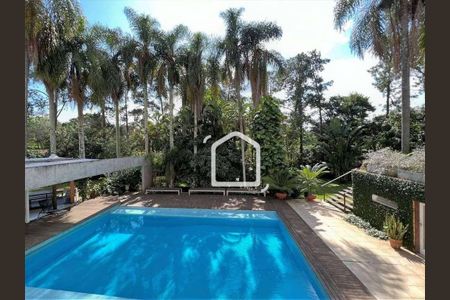 12_photo/94cfaabc61.2f15d505e37c7ac5-ATLAS-5a8b2a73-1b27-487d-892d-5786a1f8f3c3.jpg de casa à venda com 5 quartos, 1190m² em Vila Santo Antônio, Cotia