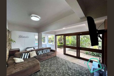 36_photo/94cfaabc61.2f15d505e37c7ac5-ATLAS-85bbeff4-f640-4d99-8d5b-9a6d89c40bdf.jpg de casa à venda com 4 quartos, 850m² em Vila Santo Antônio, Cotia