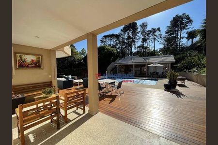 4_photo/94cfaabcb3.1efbf28350fafc30-ATLAS-2df3d8c0-8370-439e-8548-e0bc5a815b59.jpg de casa à venda com 5 quartos, 610m² em Vila Santo Antônio, Cotia