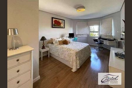 8_photo/94cfaabcb3.e4a33c8dc2a64733-ATLAS-ce6e3efb-95e6-4889-89d6-4e8fb1c594fb.jpg de casa à venda com 5 quartos, 610m² em Vila Santo Antônio, Cotia