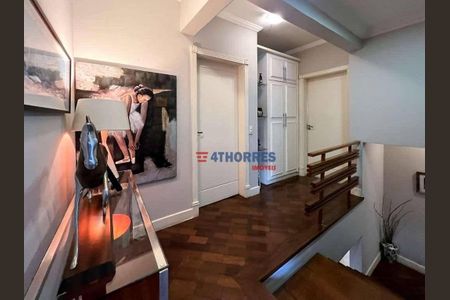 35_photo/94cfaabcb7.5ffd724b337e3a35-ATLAS-11ba934a-c563-4a95-96c6-fd89f0bb2a9e.jpg de casa à venda com 4 quartos, 496m² em Vila Santo Antônio, Cotia