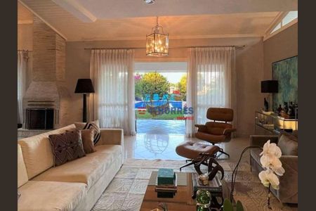 15_photo/94cfaabcb7.5ffd724b337e3a35-ATLAS-33e728c4-c1b2-4e8b-a35a-0e04f819a4dd.jpg de casa à venda com 4 quartos, 496m² em Vila Santo Antônio, Cotia