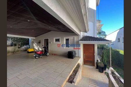 4_photo/94cfaabcb7.5ffd724b337e3a35-ATLAS-b0d86858-5cd7-4e42-bf3c-3d0ada3f148a.jpg de casa à venda com 4 quartos, 496m² em Vila Santo Antônio, Cotia