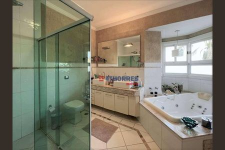 38_photo/94cfaabcb7.5ffd724b337e3a35-ATLAS-bd0692c8-cec5-4975-95e8-40a66f96daf6.jpg de casa à venda com 4 quartos, 496m² em Vila Santo Antônio, Cotia