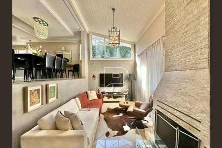 2_photo/94cfaabcb7.5ffd724b337e3a35-ATLAS-db68235e-67db-49a5-8af6-1a2f98247b9b.jpg de casa à venda com 4 quartos, 496m² em Vila Santo Antônio, Cotia