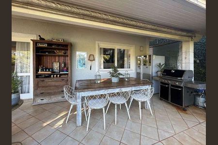 18_photo/94cfaabcb7.66fcc92b62920e23-ATLAS-64ce6d33-ed5d-47a6-88ea-e777dbe49a9d.jpg de casa à venda com 4 quartos, 496m² em Vila Santo Antônio, Cotia