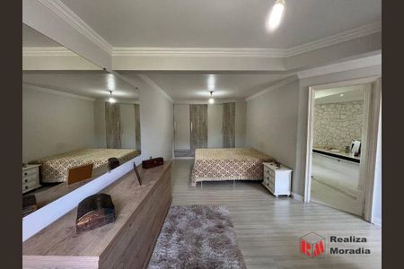 3_photo/94cfaabcb9.1bb529b01f5e602e-ATLAS-79cc5ecd-4303-4102-8d7c-9c8e6983ceb8.jpg de casa de condomínio à venda com 4 quartos, 625m² em Vila Santo Antônio, Cotia