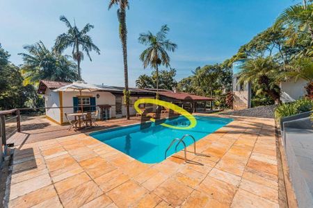 5_photo/94cfaabccb.d7a91d1757fec3a4-ATLAS-df0164b3-2913-4500-bdc8-341cc0f2dd44.jpg de casa à venda com 3 quartos, 418m² em Vila Santo Antônio, Cotia