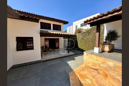 3_photo/94cfaabd1b.005b2c2c0d5e94b6-ATLAS-08a0dda7-b6af-4875-b1ea-1286eb4689bd.jpg de casa à venda com 3 quartos, 480m² em Vila Santo Antônio, Cotia