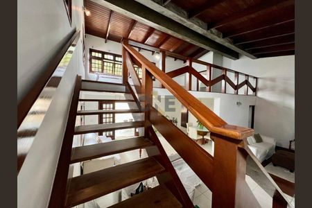 9_photo/94cfaabd1b.005b2c2c0d5e94b6-ATLAS-179bd302-9f01-4239-bf0f-b9f65a1411c2.jpg de casa para alugar com 3 quartos, 480m² em Vila Santo Antônio, Cotia