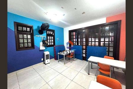 2_photo/94cfaabd1b.005b2c2c0d5e94b6-ATLAS-400fdf76-7bb5-4c63-823f-c79d62a1147b.jpg de casa à venda com 3 quartos, 480m² em Vila Santo Antônio, Cotia