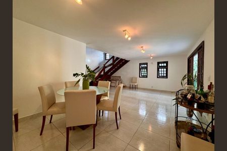 23_photo/94cfaabd1b.005b2c2c0d5e94b6-ATLAS-f2882bb8-1ecc-42b2-9670-3b048faed5fd.jpg de casa à venda com 3 quartos, 480m² em Vila Santo Antônio, Cotia