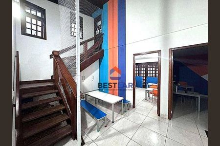 8_photo/94cfaabd1b.005b2c2c0d5e94b6-ATLAS-ff700c2b-3e2a-4a6b-9fd1-f0d552532e0a.jpg de casa à venda com 3 quartos, 480m² em Vila Santo Antônio, Cotia