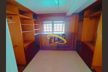 4_photo/94cfaabd23.373a2bc4a4b9a006-ATLAS-9af5a7f3-53a2-4e24-a54a-2182b1d5b231.jpg de casa à venda com 5 quartos, 1310m² em Vila Santo Antônio, Cotia