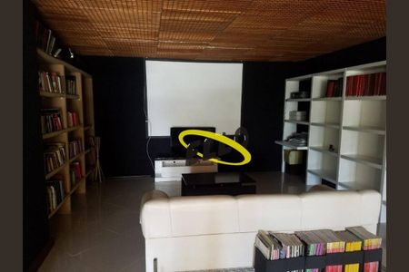 6_photo/94cfaabd23.373a2bc4a4b9a006-ATLAS-aab7fe66-3f1b-49cb-86e4-be54ae2401e0.jpg de casa à venda com 5 quartos, 1000m² em Vila Santo Antônio, Cotia