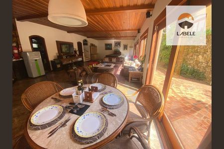 27_photo/94cfaabd27.5e2bd9d32391e806-ATLAS-e2f98f6c-f1d8-4a60-b783-c4c6aed12c77.jpg de casa para alugar com 4 quartos, 870m² em Vila Santo Antônio, Cotia