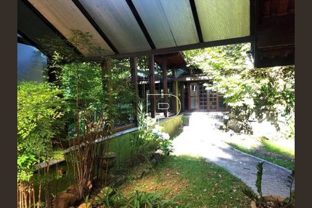 11_photo/94cfaabd27.7aeb7bc2eb1ec1ba-ATLAS-4f26f04c-aa2b-482d-8143-1f36868729ac.jpg de casa à venda com 5 quartos, 1000m² em Vila Santo Antônio, Cotia