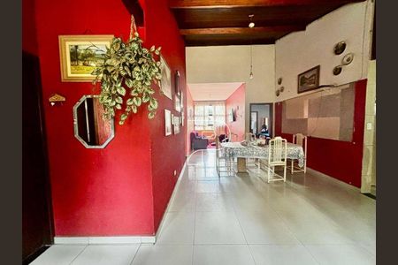 6_photo/94cfaabd2b.ffdd1ddaa3c736e5-ATLAS-d31b55e0-967c-479a-bc2e-6a0e1f6d9d36.jpg de casa à venda com 4 quartos, 324m² em Vila Santo Antônio, Cotia