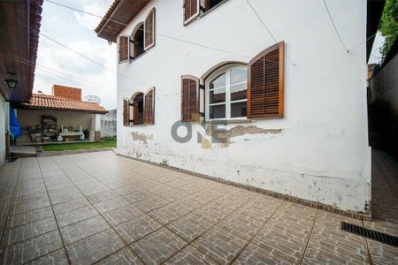 4_photo/94cfaabd61.d41ccc6539b5b4b0-ATLAS-13890834-56e8-4d72-8f06-ad8a6e8f8434.jpg de casa à venda com 4 quartos, 205m² em Vila Santo Antônio, Cotia