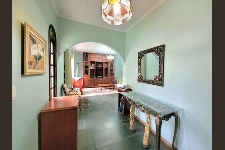 3_photo/94cfaabd61.e100dba37721dde7-ATLAS-285861ab-a571-4e5e-b90d-eee388f9341a.jpg de casa à venda com 4 quartos, 265m² em Vila Santo Antônio, Cotia