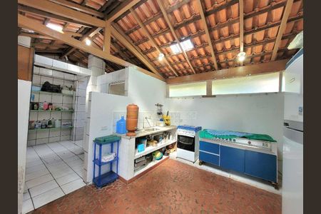 11_photo/94cfaabd61.e100dba37721dde7-ATLAS-67f82ebb-26de-405d-9e84-0b38f78c2317.jpg de casa à venda com 4 quartos, 265m² em Vila Santo Antônio, Cotia