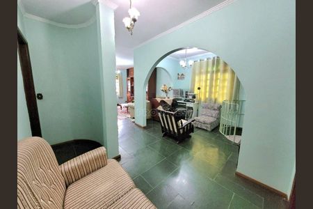 4_photo/94cfaabd61.e100dba37721dde7-ATLAS-7c2e798b-5b70-47e8-a843-684427e7afbe.jpg de casa à venda com 4 quartos, 265m² em Vila Santo Antônio, Cotia