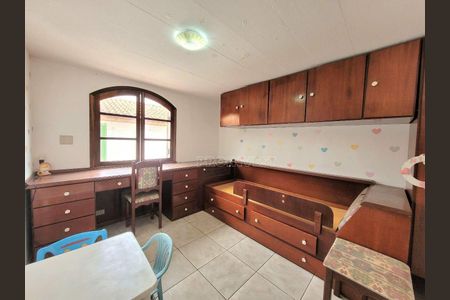 12_photo/94cfaabd61.e100dba37721dde7-ATLAS-ac6cd793-ac09-47c8-aab3-3b45bf142e8e.jpg de casa à venda com 4 quartos, 265m² em Vila Santo Antônio, Cotia