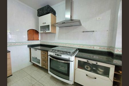 2_photo/94cfaabd61.e100dba37721dde7-ATLAS-c1c8012c-597c-49d2-a45a-1792df6ed687.jpg de casa à venda com 4 quartos, 265m² em Vila Santo Antônio, Cotia