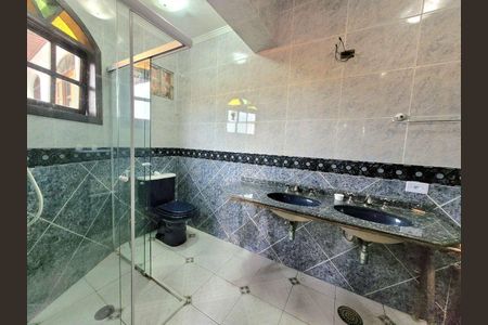 6_photo/94cfaabd61.e100dba37721dde7-ATLAS-dc8df1e3-076c-45d8-8cd5-b58bad7770b2.jpg de casa à venda com 4 quartos, 265m² em Vila Santo Antônio, Cotia