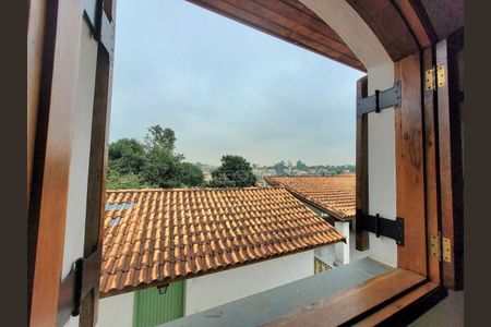 12_photo/94cfaabd61.e100dba37721dde7-ATLAS-e51c1c7b-d548-472a-9d99-7b05ce5fd223.jpg de casa à venda com 4 quartos, 265m² em Vila Santo Antônio, Cotia