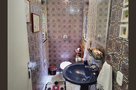 8_photo/94cfaabd83.d8f3cca0626dceee-ATLAS-43bfe25f-22e4-44f2-baae-93e184d223da.jpg de casa à venda com 3 quartos, 249m² em Vila Santo Antônio, Cotia