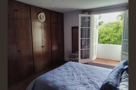 5_photo/94cfaabd83.d8f3cca0626dceee-ATLAS-96d0d80a-4bfb-471c-b34c-6c3154e41727.jpg de casa à venda com 3 quartos, 249m² em Vila Santo Antônio, Cotia